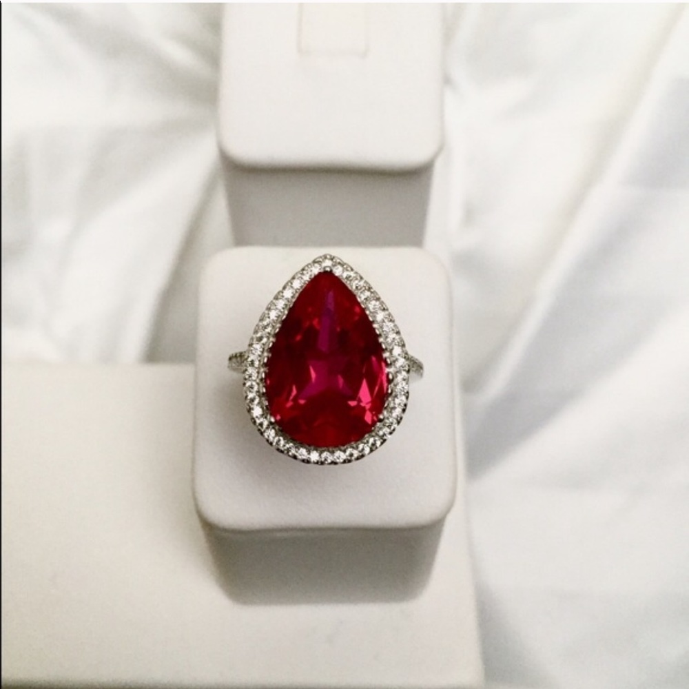 Lab creates ruby & sapphire tear drop ring